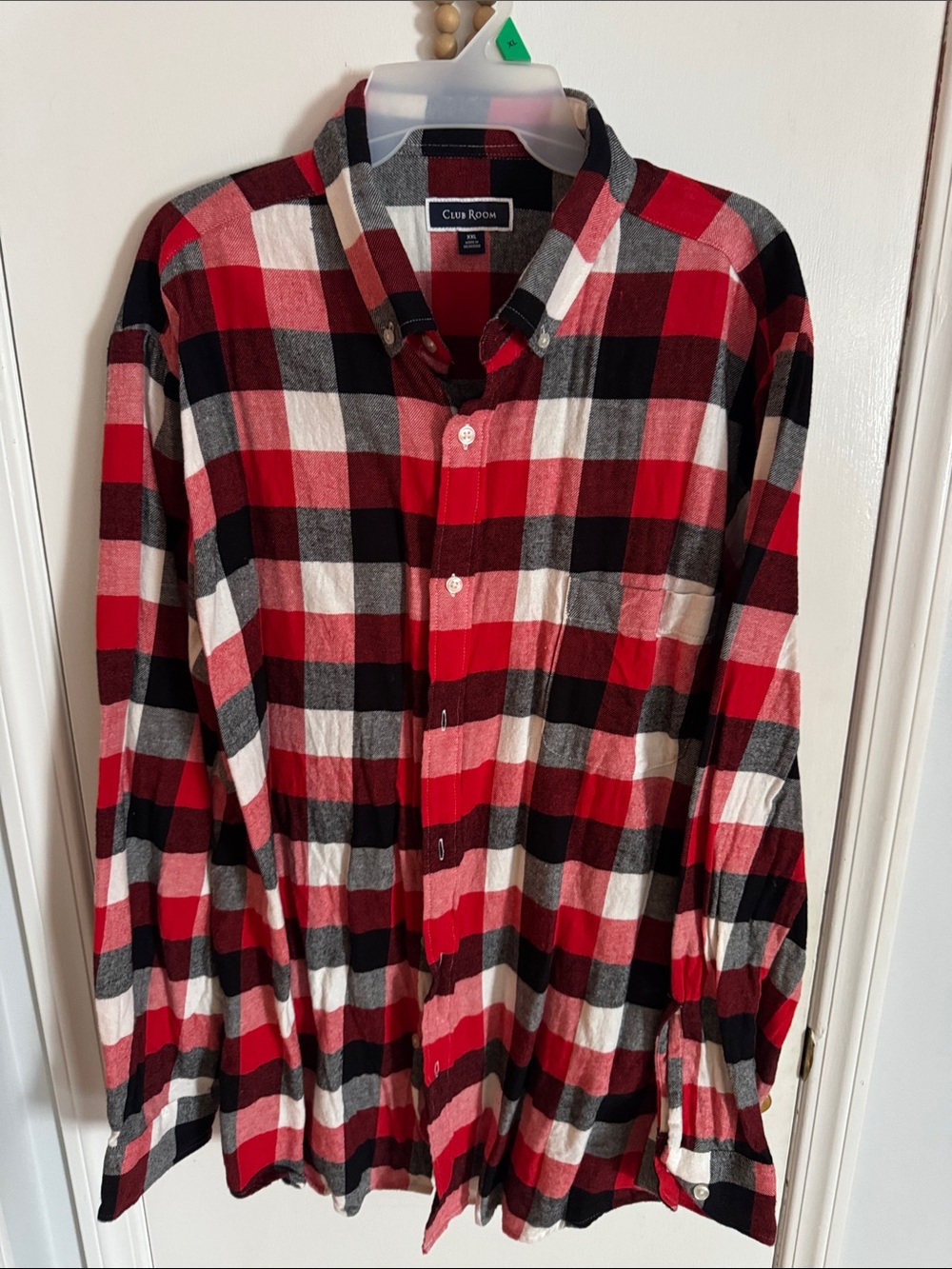 Club Room Red Black White Plaid Flannel Button-Down Long Sleeve Shirt